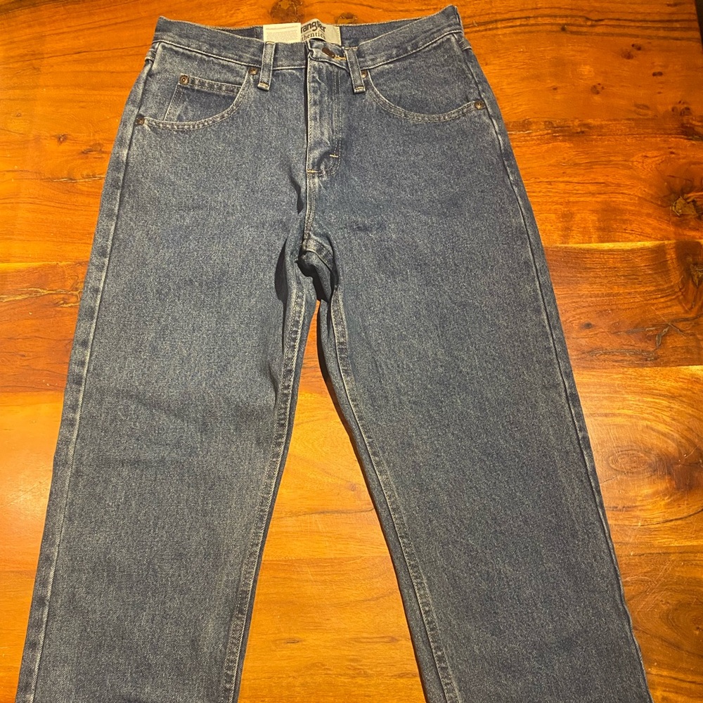 NWT‎ brand new wrangler men’s jeans size 28 x 32